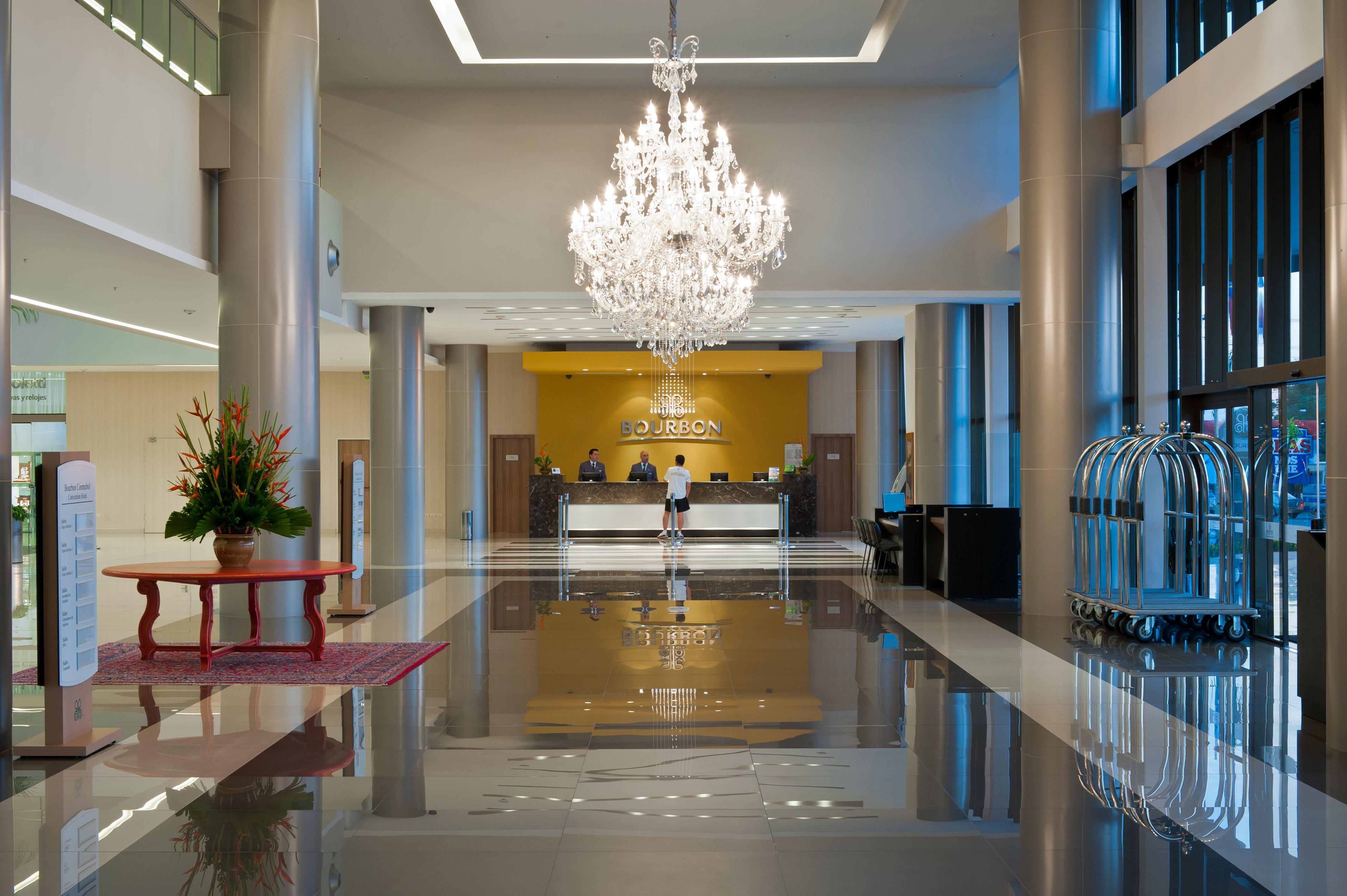 Bourbon Asunción Convention Hotel Assunção Exterior foto